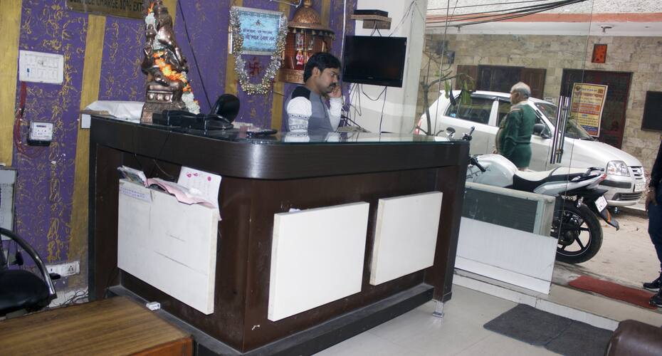 Hotel Good Luck Inn, New Delhi 5